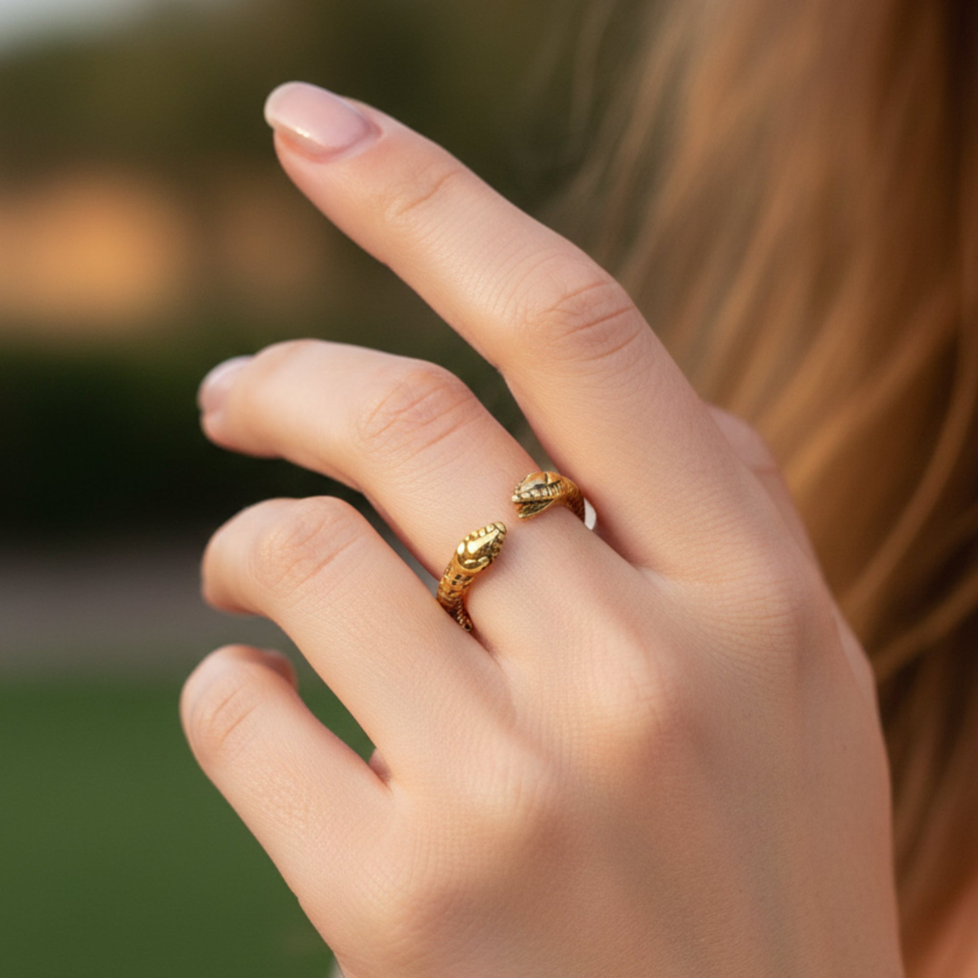 雙頭蛇戒指，龐貝製