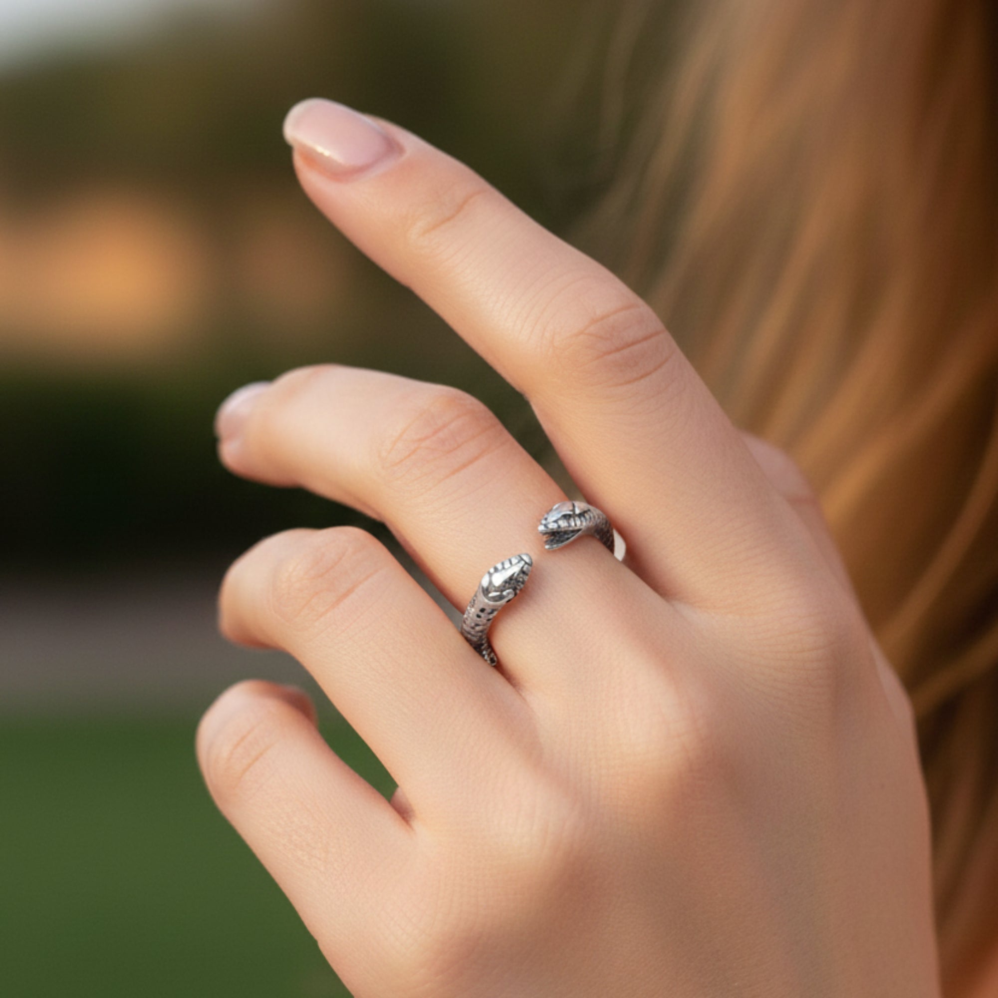 雙頭蛇戒指，龐貝製