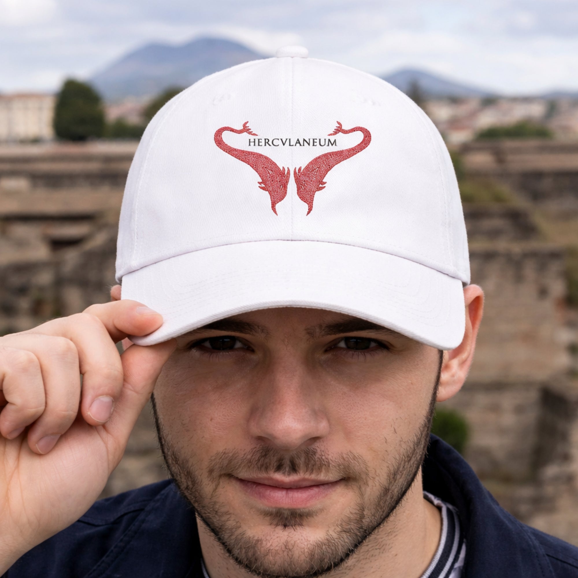 Cappello ispirato alla Casa dei Delfini