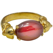 Gioiello d'ercolano, anello in argento placcato ora con pietra rossa naturale