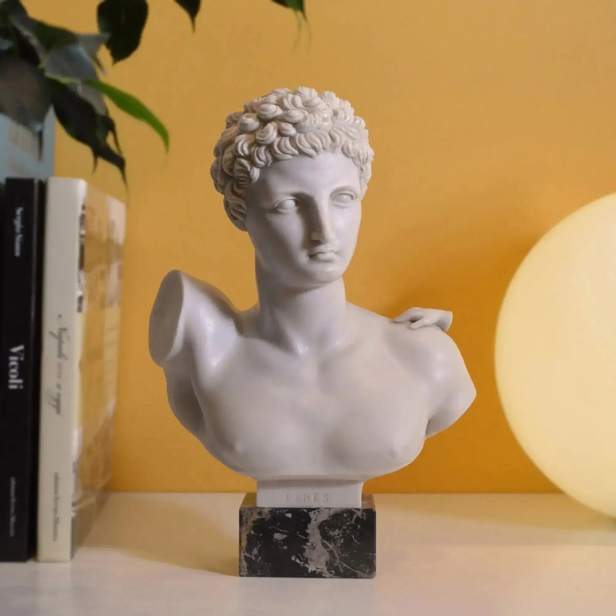 Berühmte Büste des Hermes, Reproduktion der Statue des griechischen Gottes in Neapel