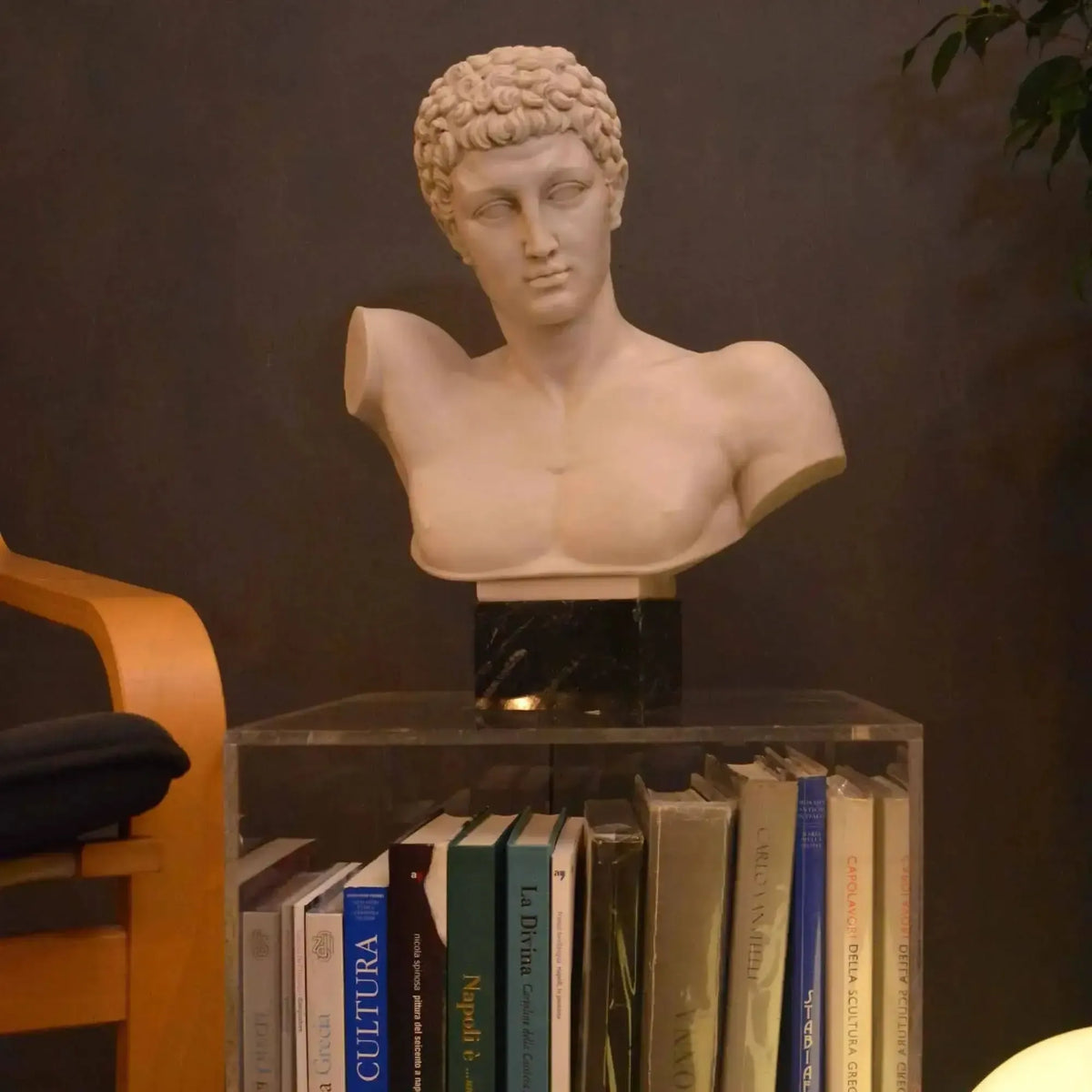 Marmorbüste des griechischen Gottes Hermes
