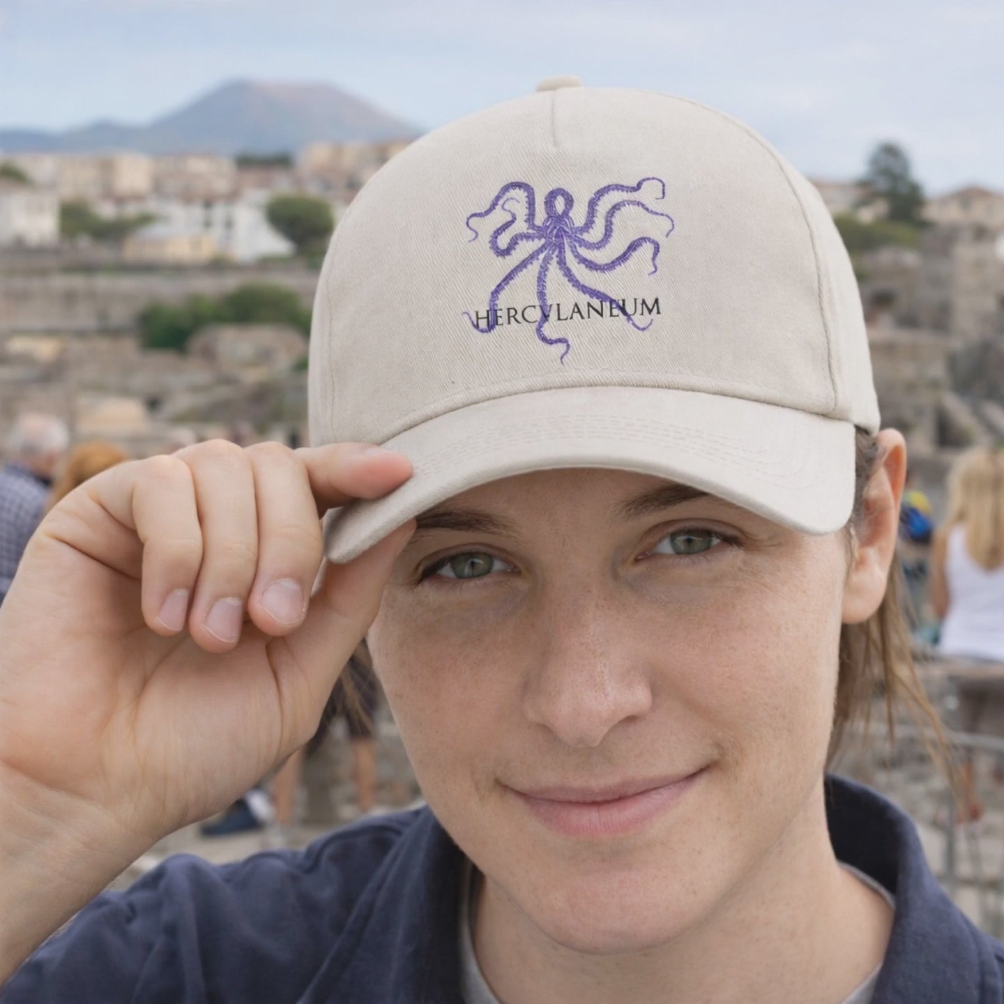 Cappello in cotone ispirato al polipo di Ercolano