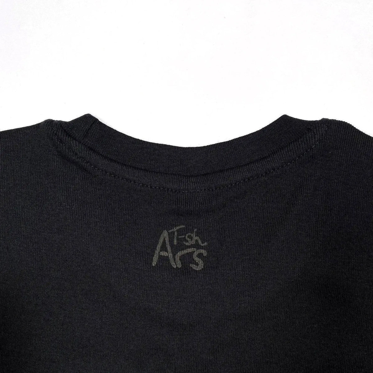 détails sur la vue arrière du t-shirt