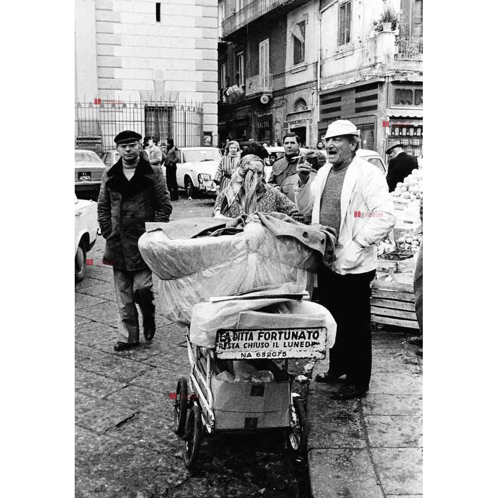 Fotografie 31 - Das Napoli von Bellavista - Luciano De Crescenzo - Museum-Shop.it