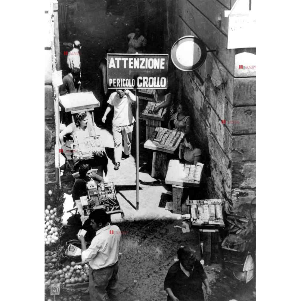 Fotografie 41 - Das Neapel von Bellavista - Luciano De Crescenzo - Museum-Shop.it